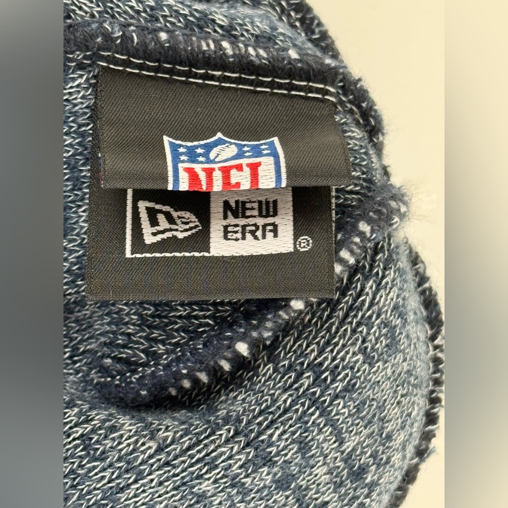New Era NFL Seattle Seahawks striped Logo, Cuffed Beanie Skull Cap (Unisex) - Picture 8 of 10